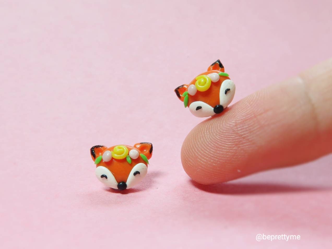 Calm Foxie with Flower Headband Stud Earrings