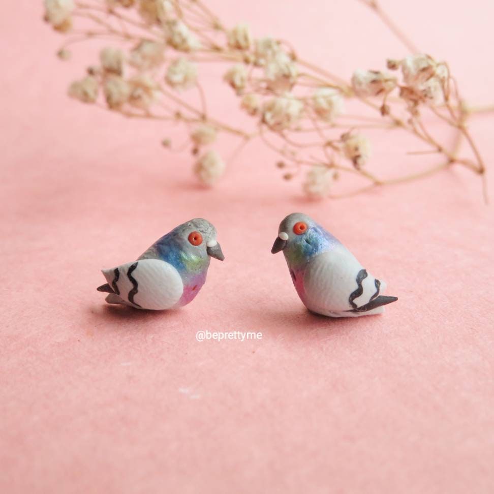 Little Rock Pigeon Stud Earrings