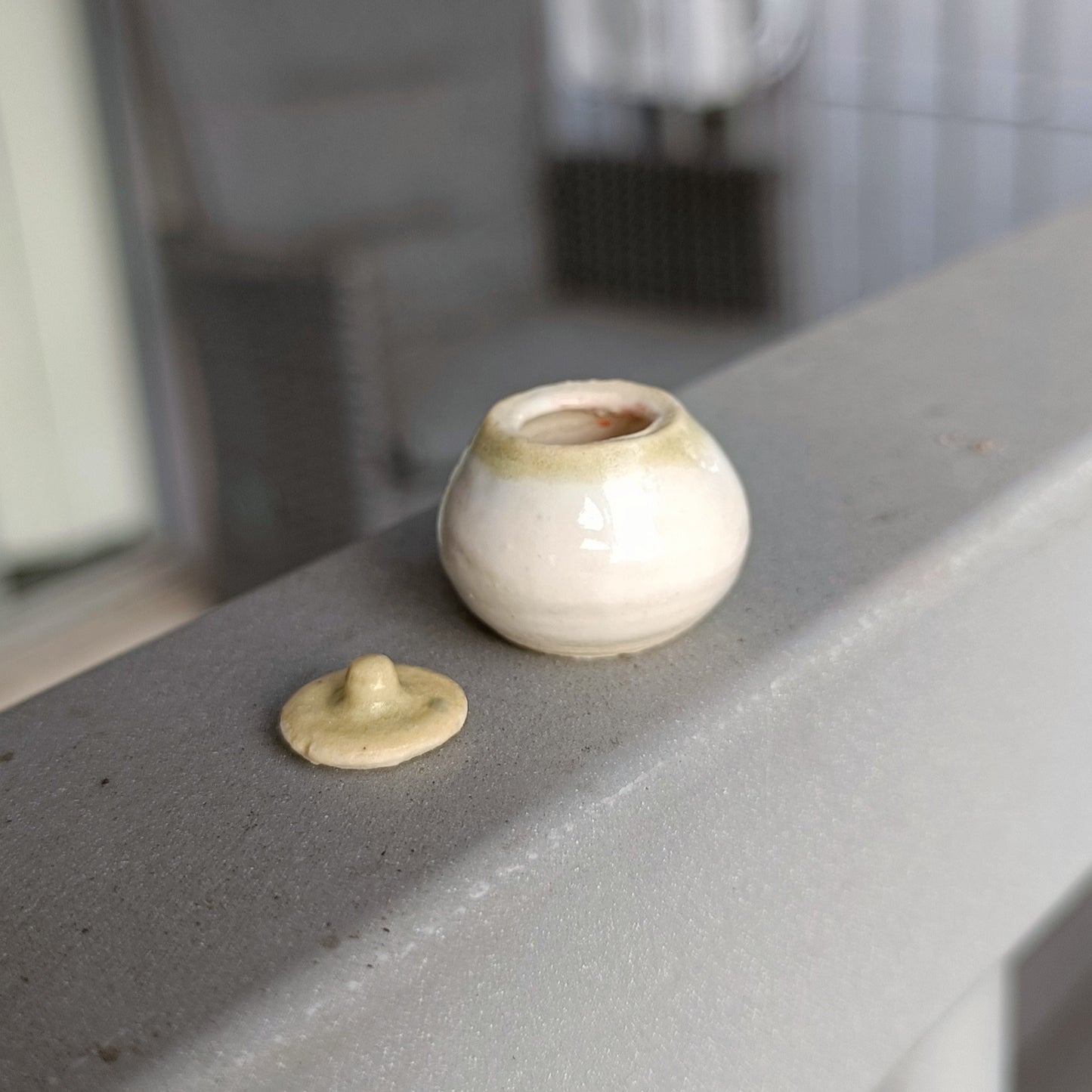 Handmade Miniature Round Lidded Pot. White. Hand thrown Miniature Ceramic. Beautiful Miniature Collectibles, Dollhouse