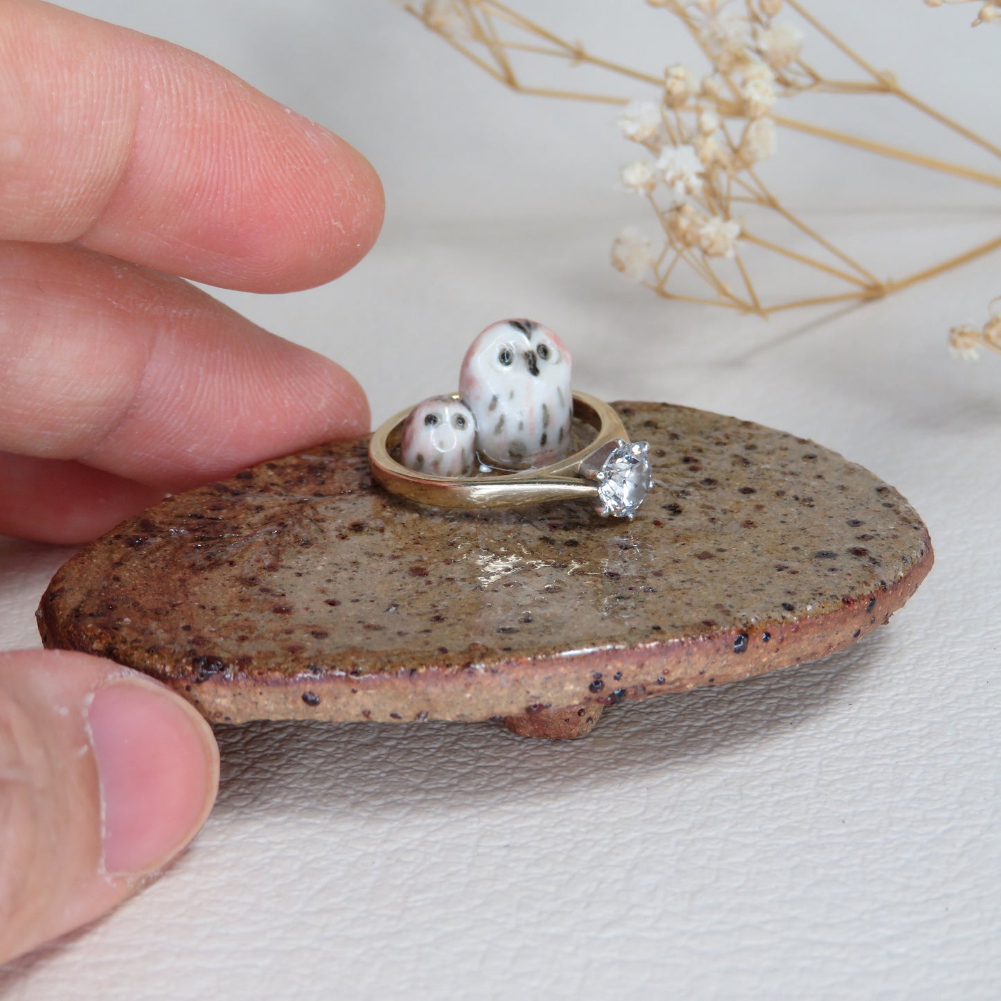 Handmade Pottery Trinket Dish. Mum and Baby Owl in Winter Forest. Jewelry Dish. Beautiful Collectibles. Hand built Pottery. Special Gift.