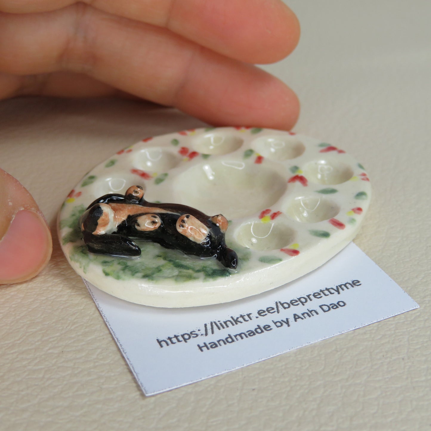 Handmade Pottery Paint Palette. Sleepy Dachshund on Grass. Ceramic Paint Dish. Beautiful Collectibles. Handbuilt Pottery. Special Gift.