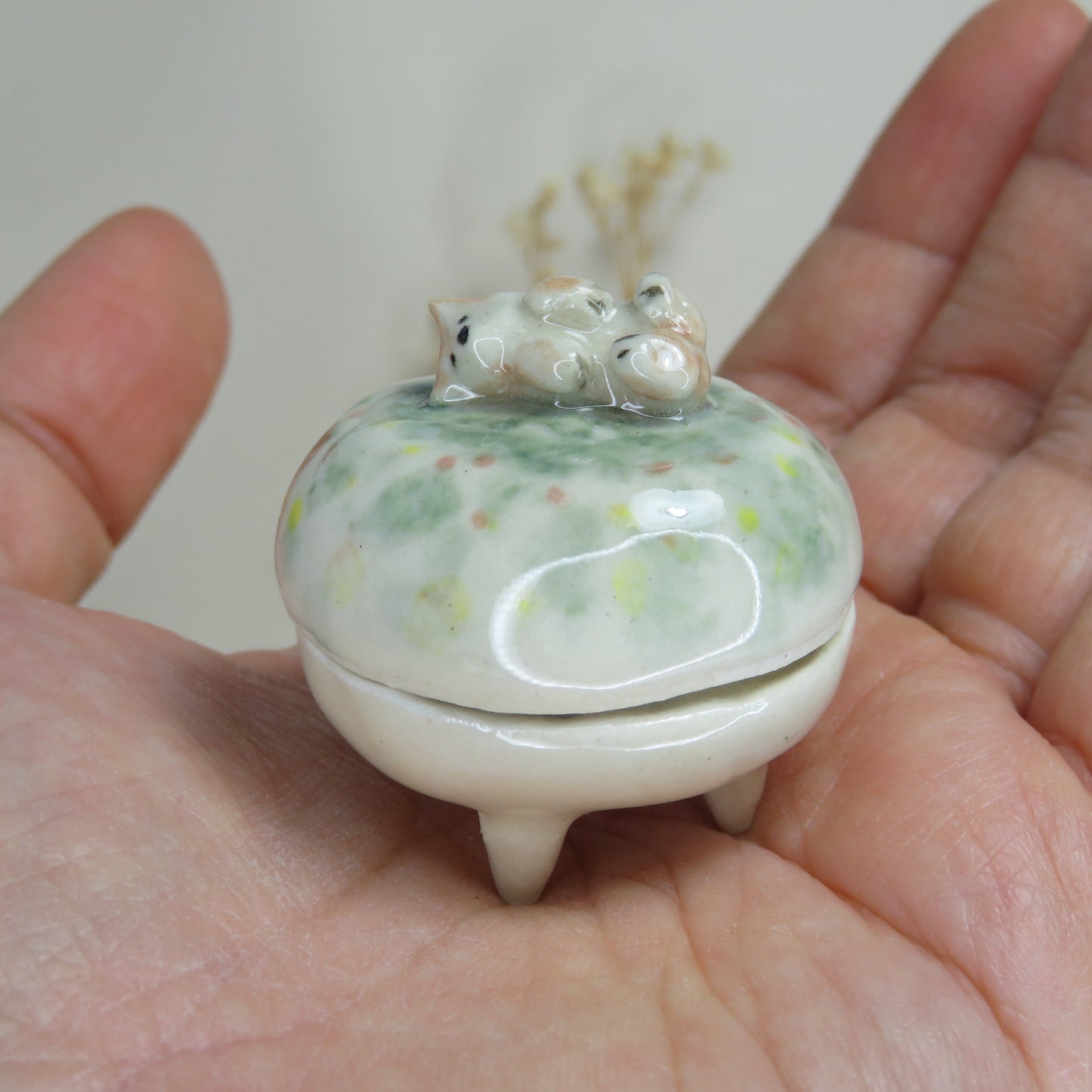 Handmade Pottery Jewelry Box. Tiny Cat 1. Beautiful Collectibles. Handbuilt Pottery. Special Gift.