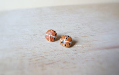 Hot cross bun stud earrings