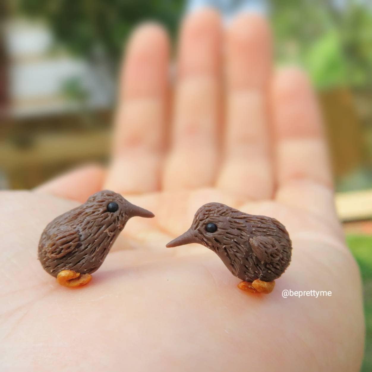 Cute Kiwi bird stud earrings