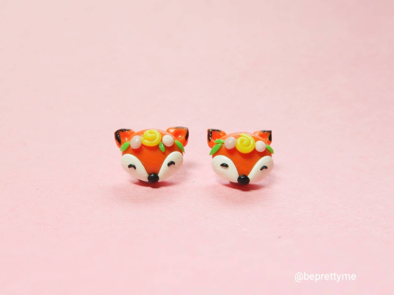 Calm Foxie with Flower Headband Stud Earrings