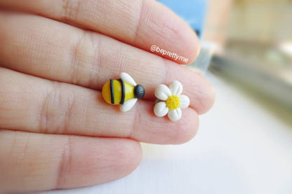 Little Bee & Daisy Stud Earrings