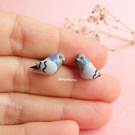 Little Rock Pigeon Stud Earrings