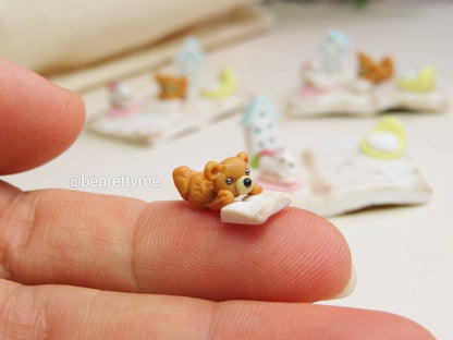 Miniature Baby Bear Reading Scene Set