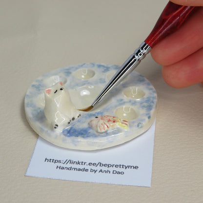 Handmade Pottery Paint Palette. Polar Bear on Frozen Sea. Ceramic Paint Dish. Beautiful Collectibles. Handbuilt Pottery. Special Gift.
